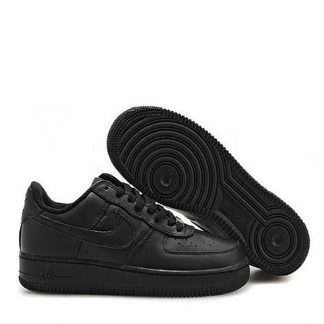 Zwarte Nike Air Force 1 online kopen 